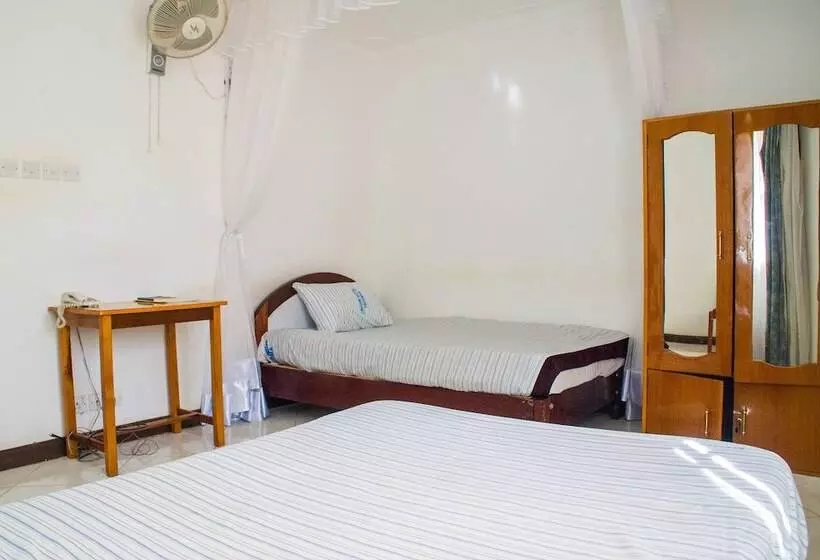 Crown Hotel Hoima