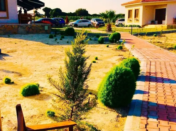 هتل Karina Vineyard House