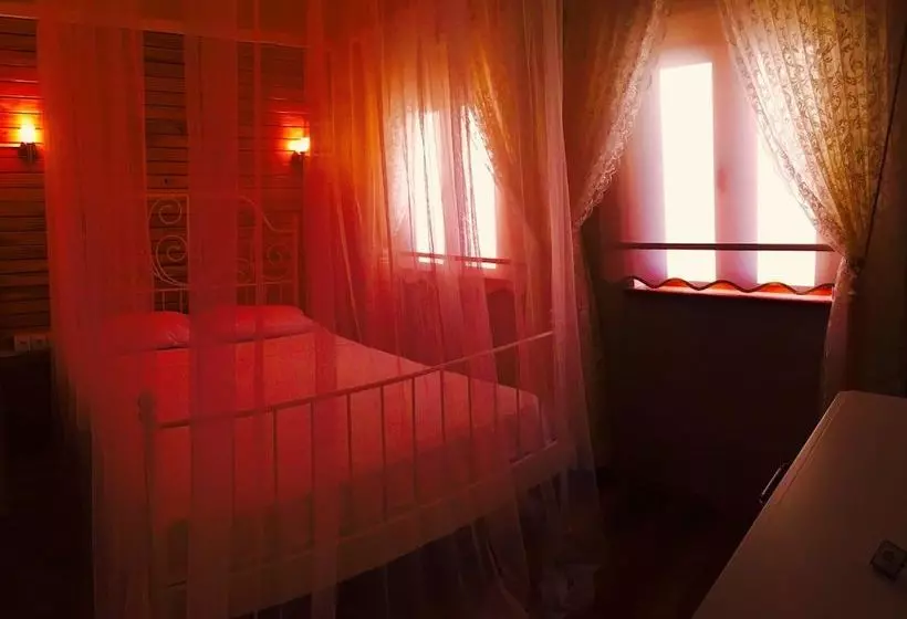 هتل Karina Vineyard House