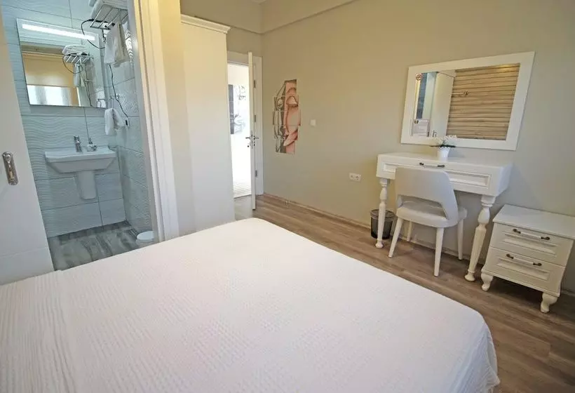 هتل Karina Vineyard House