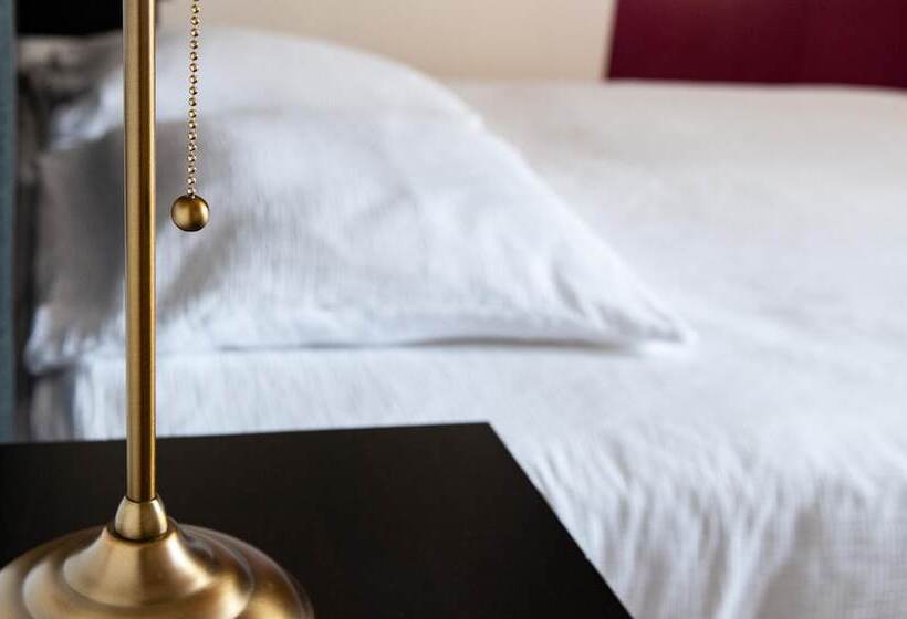 Hotelli La Ferme D Ervée De Saintroch