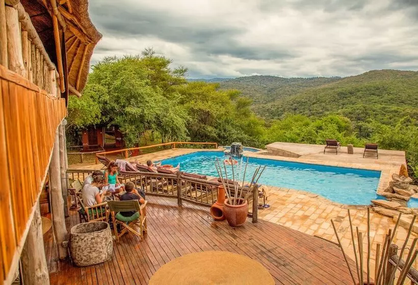 هتل Ngorongoro Forest Tented Lodge