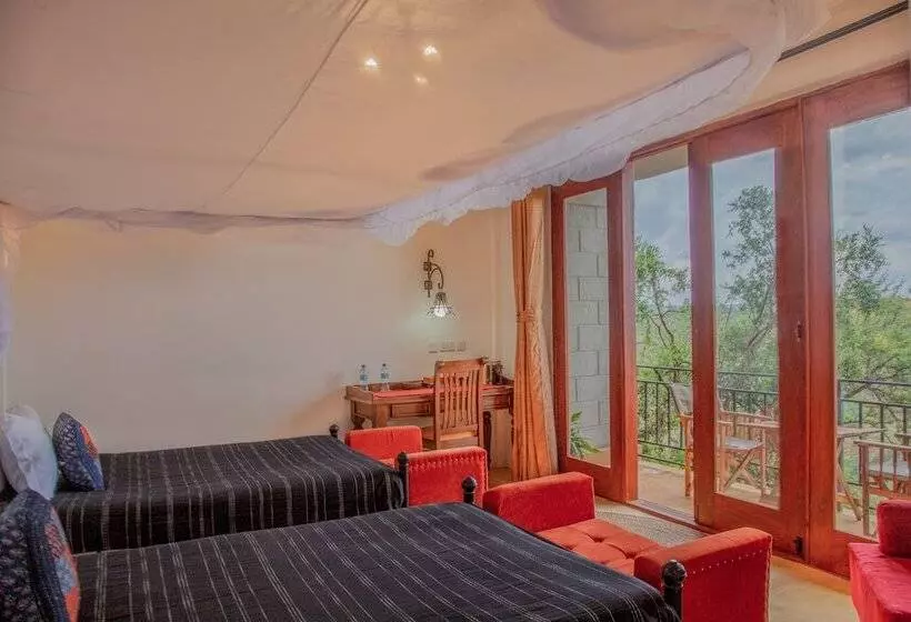 هتل Ngorongoro Forest Tented Lodge