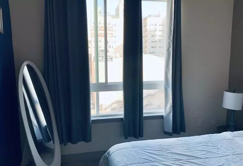 New Lyfe Finest Luxury Apartment