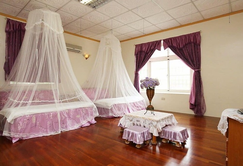 تختخواب و صبحانه Fong Huang Garden