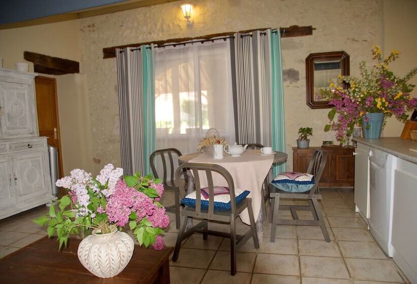 تختخواب و صبحانه Le Vignal