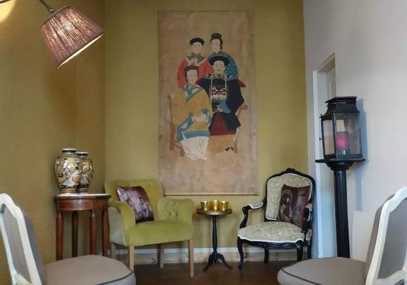 تختخواب و صبحانه Hôtel Particulier Le Clos De La Croix