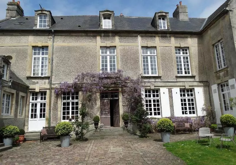 تختخواب و صبحانه Hôtel Particulier Le Clos De La Croix