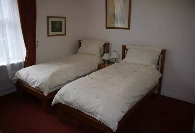 Aamiaismajoitus (B&B) St. Cuthbert S Retreat