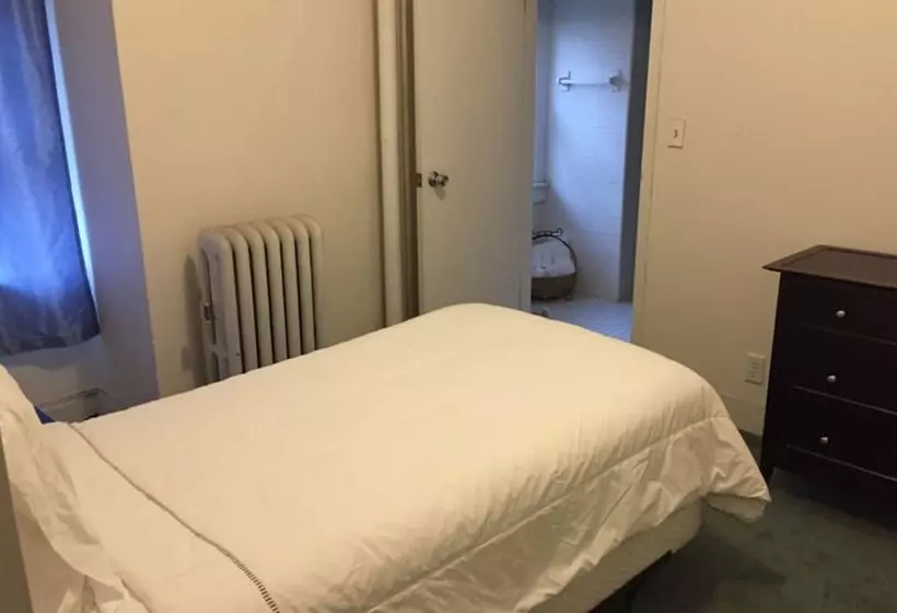 ベッドアンドブレックファースト Walker Center