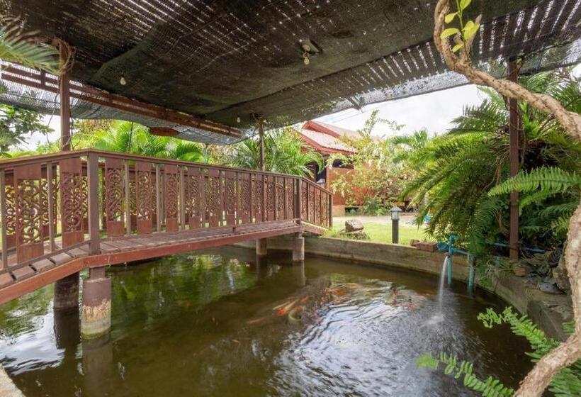 هتل Ban Suan Mee Sakul Resort