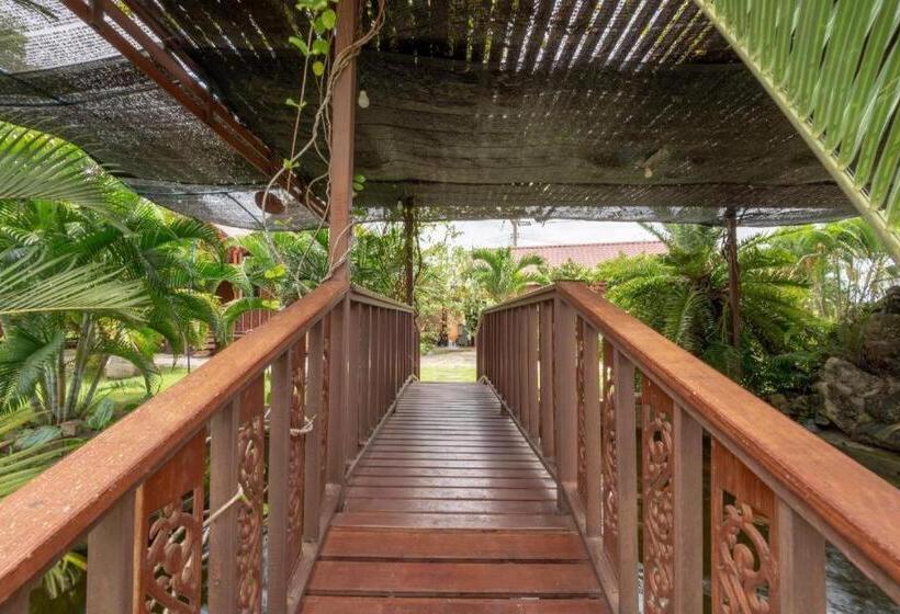 هتل Ban Suan Mee Sakul Resort