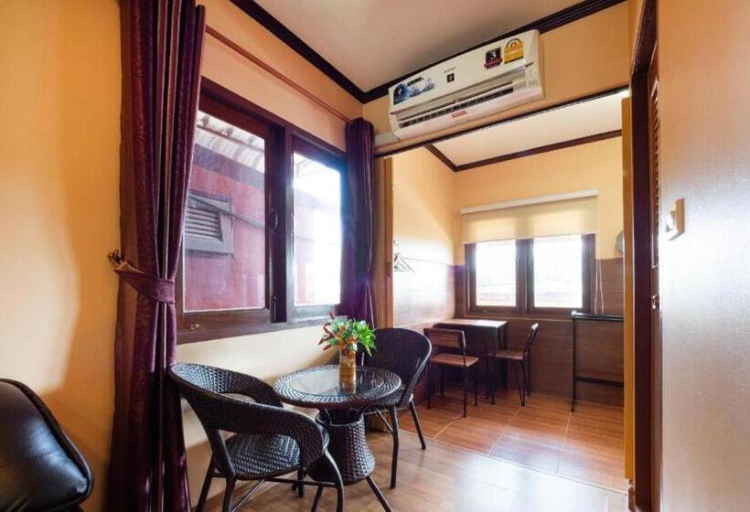 هتل Ban Suan Mee Sakul Resort