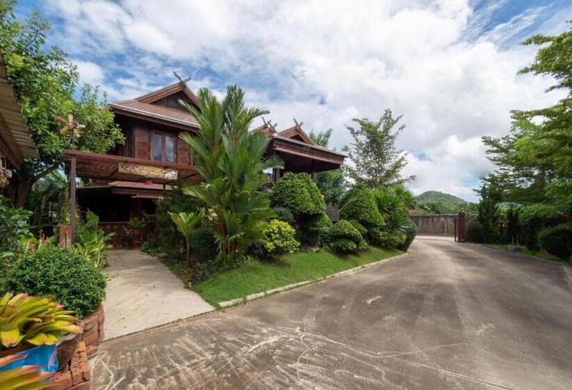 هتل Ban Suan Mee Sakul Resort