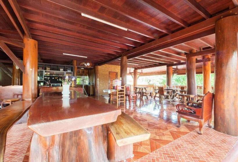 هتل Ban Suan Mee Sakul Resort