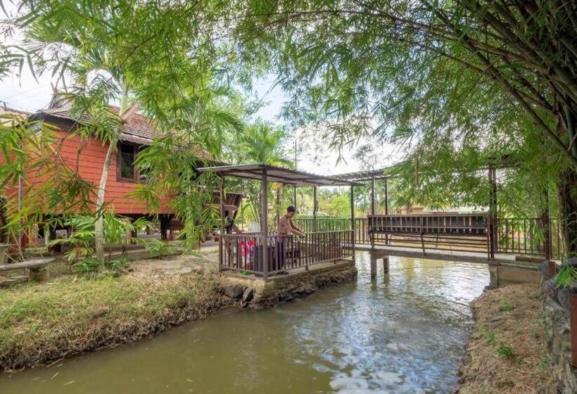 هتل Ban Suan Mee Sakul Resort