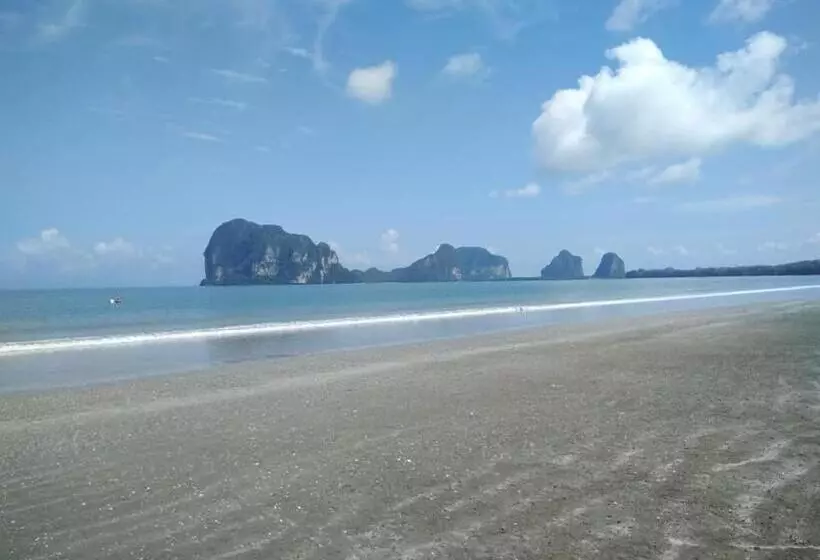 ホテル Fisherman S Hut , ขนำชาวเลโฮมสเตย์