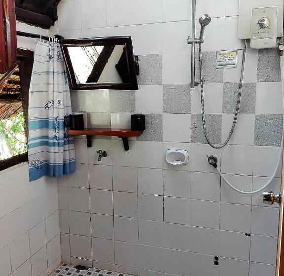 Hotel Fisherman S Hut , ขนำชาวเลโฮมสเตย์