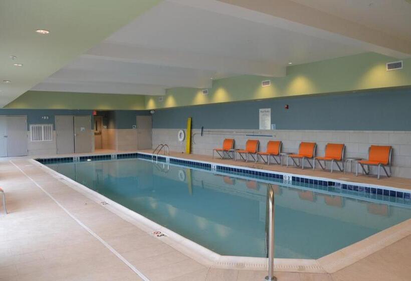 هتل Holiday Inn Express & Suites Goodlettsville N Nashville, An Ihg