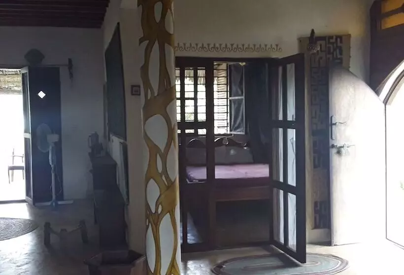 Hotelli Mango Beach House