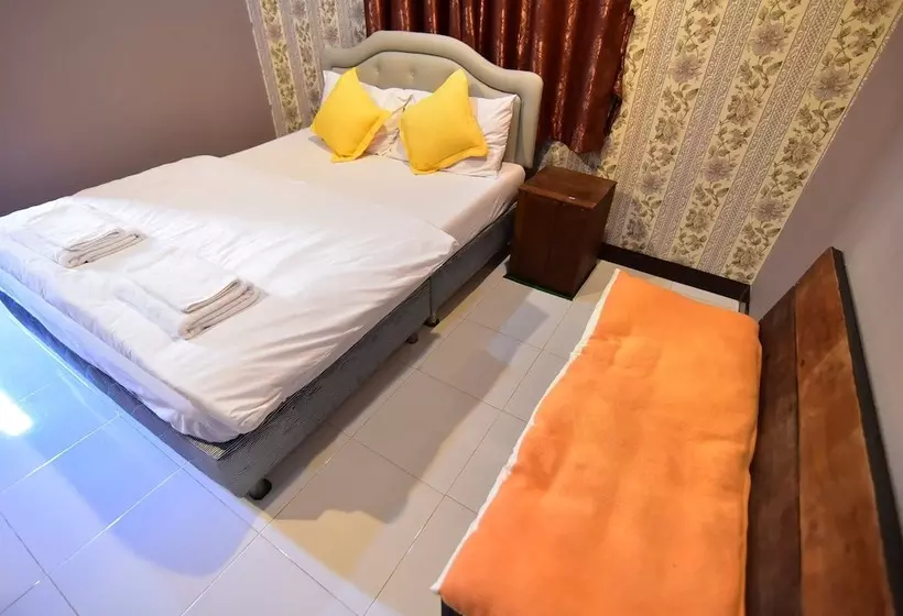 هتل Manussanan Guesthouse