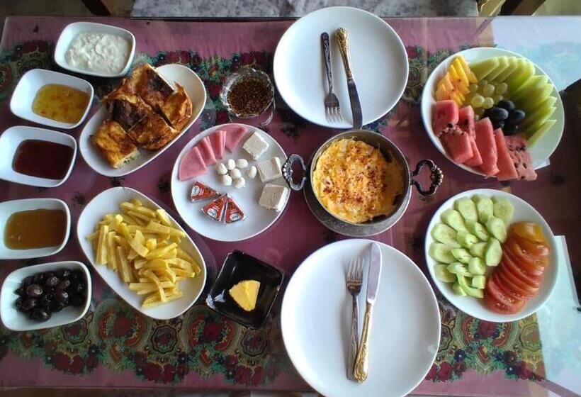 هتل Merdi̇n Bouti̇que