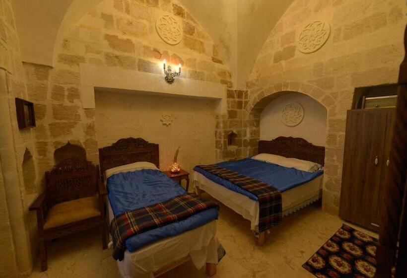 هتل Merdi̇n Bouti̇que