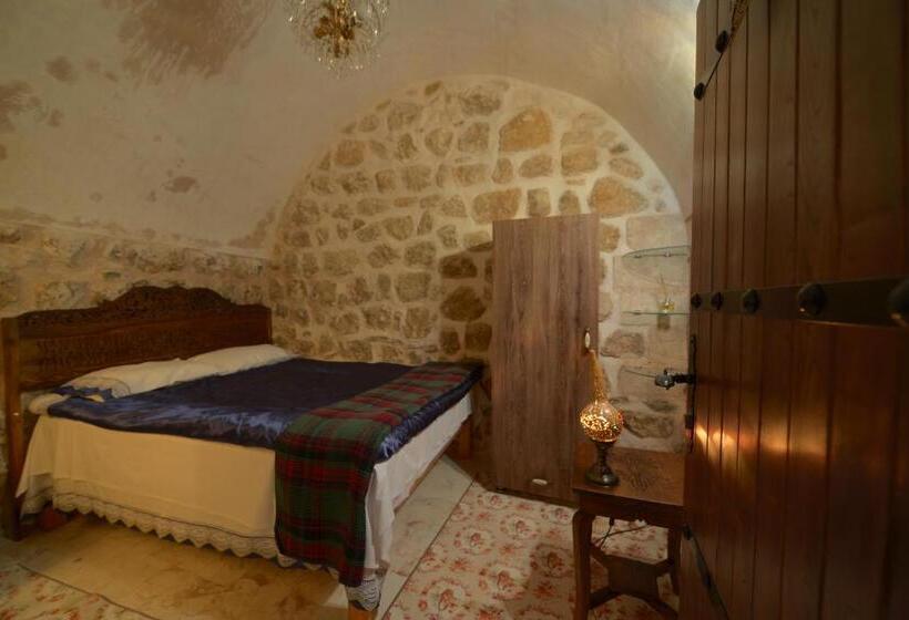 هتل Merdi̇n Bouti̇que