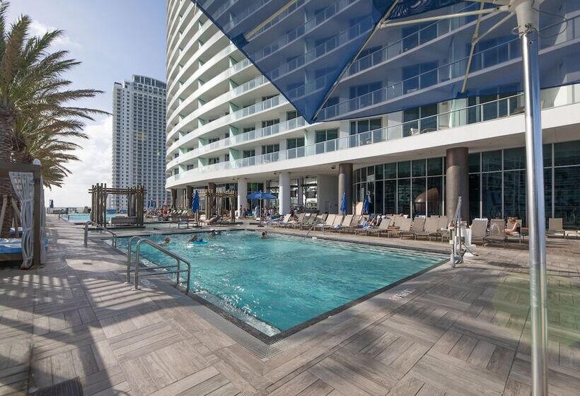 Hyde Beach House Apartments