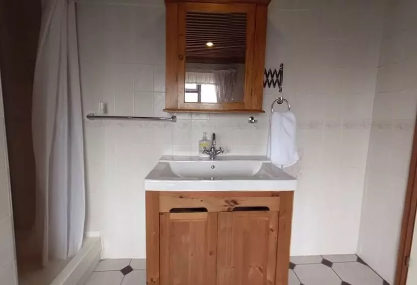 Jaylets Budget Leicester