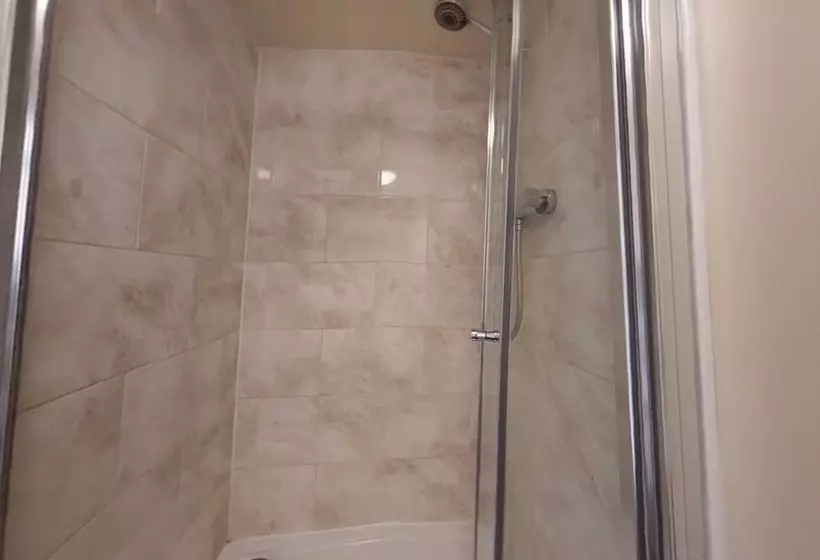 Jaylets Budget Leicester