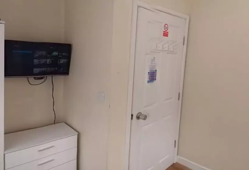 Jaylets Budget Leicester