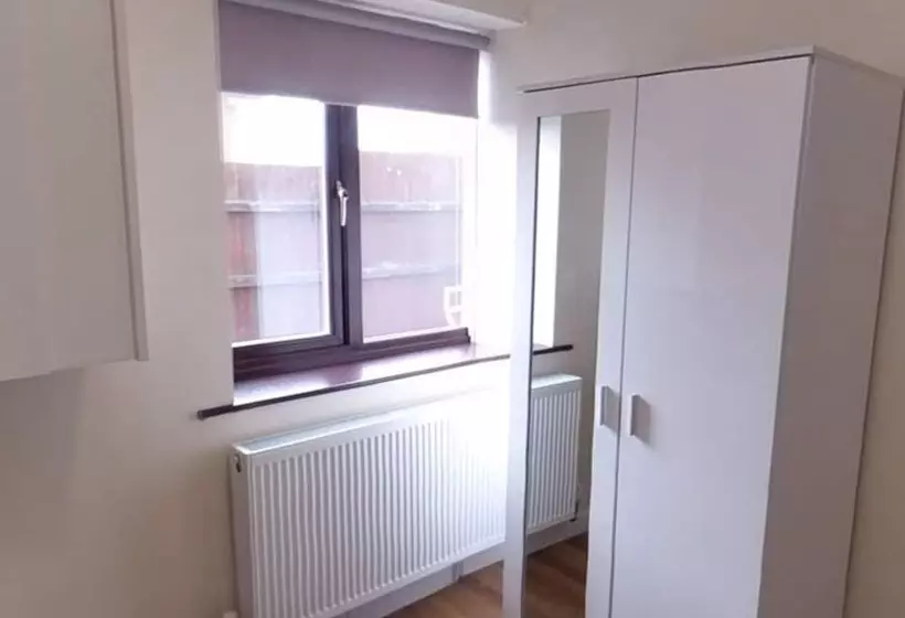 Jaylets Budget Leicester