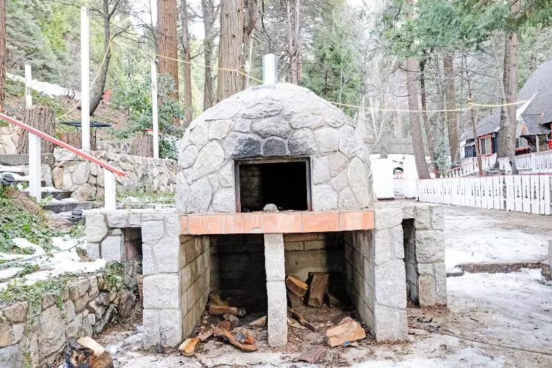 モーテル Arrowhead Tree Top Lodge