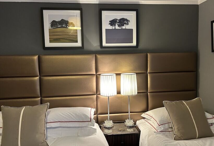 پانسیون Worth House