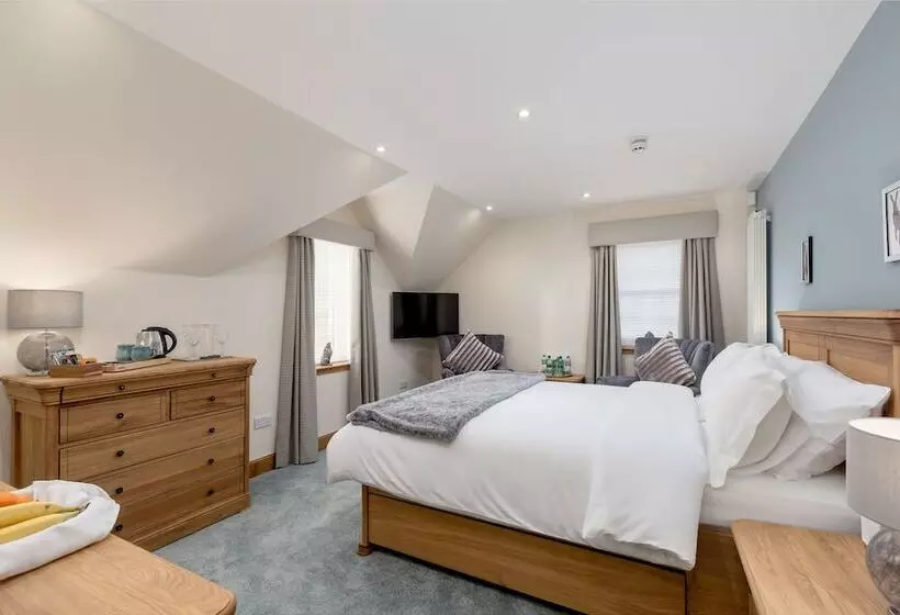 The Queens View Luxury B&b