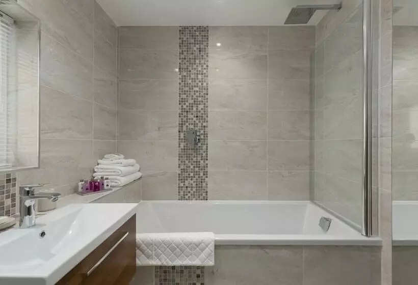 The Queens View Luxury B&b