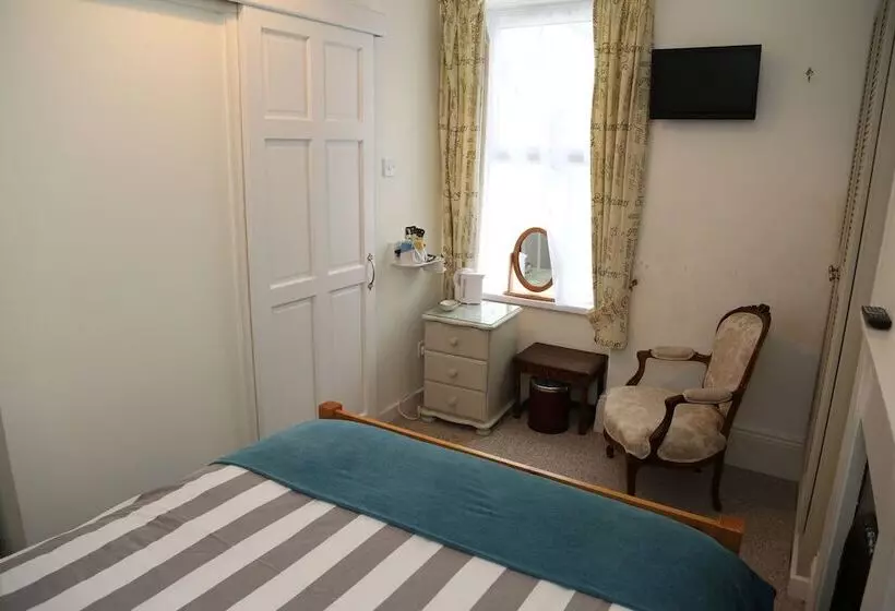 تختخواب و صبحانه Acorns Guest House