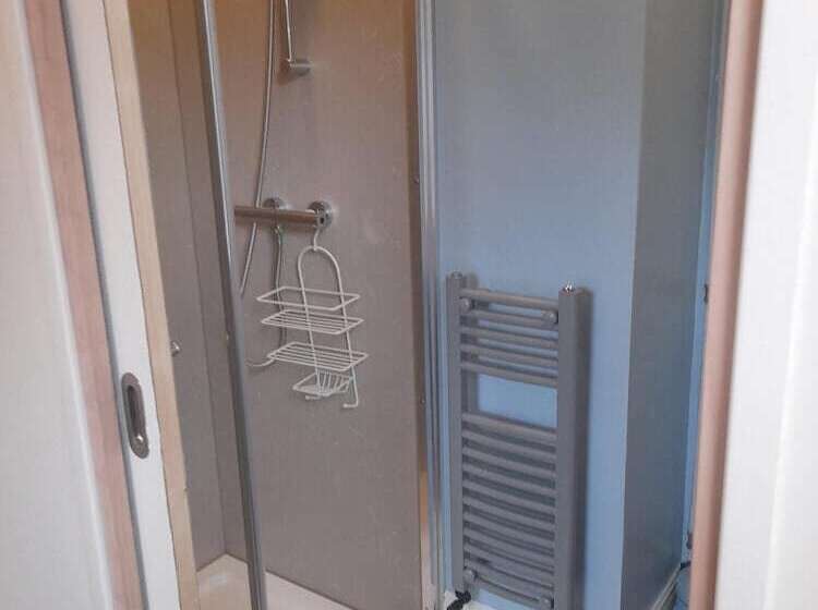 Bed and Breakfast Home From Home Guesthouse