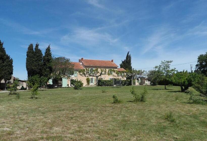 مبيت وإفطار Mas La Cigalière