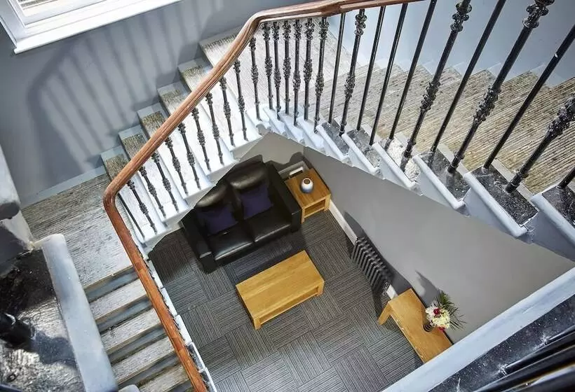 Burkhardt Hall  Parking Included  Sleeps 4