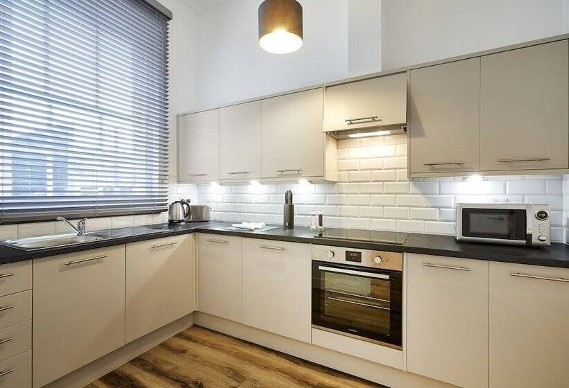 Burkhardt Hall  Parking Included  Sleeps 4