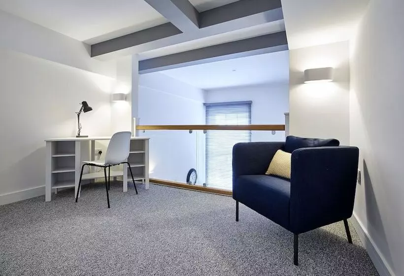 Burkhardt Hall  Parking Included  Sleeps 4