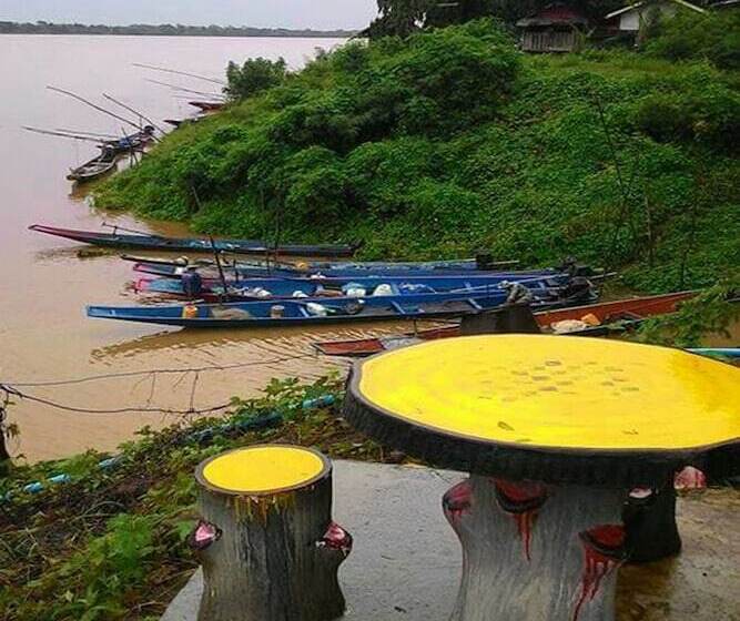 ホテル Baanpakrimklong Sukhamon Homestay & Resort