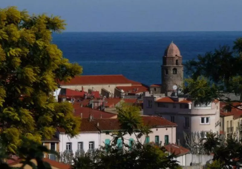 هتل Hôtel Ambeille