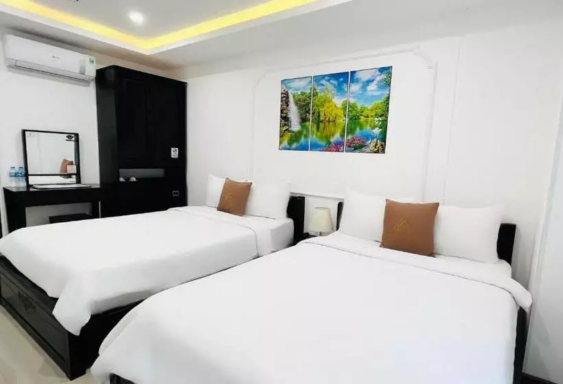 Phuong Dong Hotel And Apartment