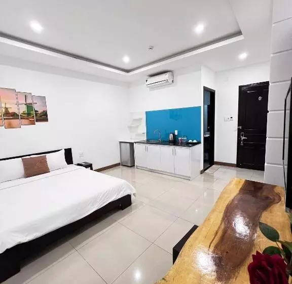 Phuong Dong Hotel And Apartment