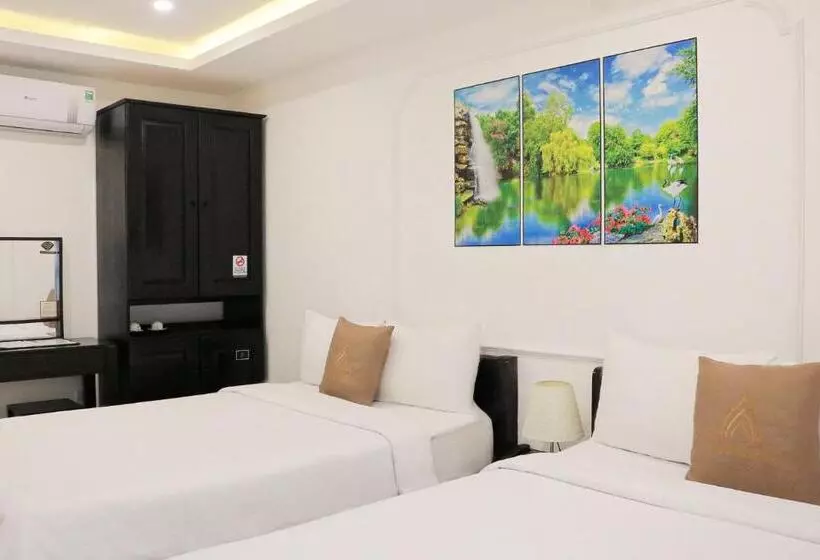 Phuong Dong Hotel And Apartment