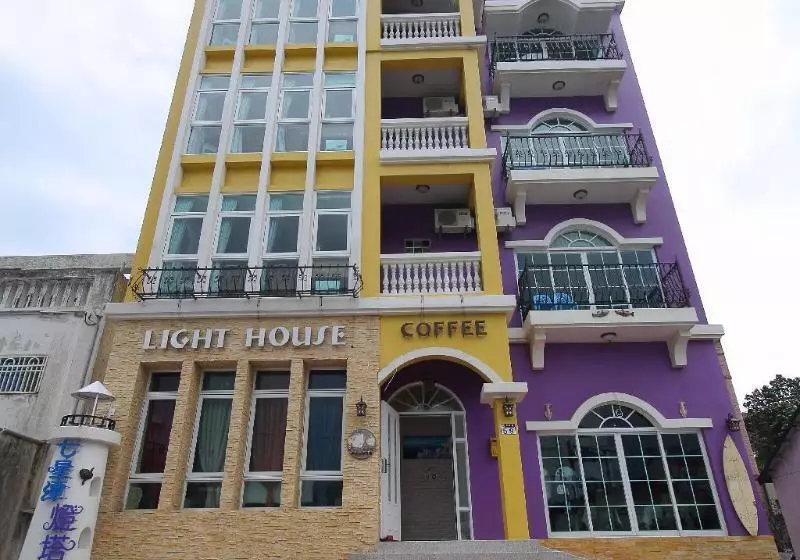 Lighthouse B&b