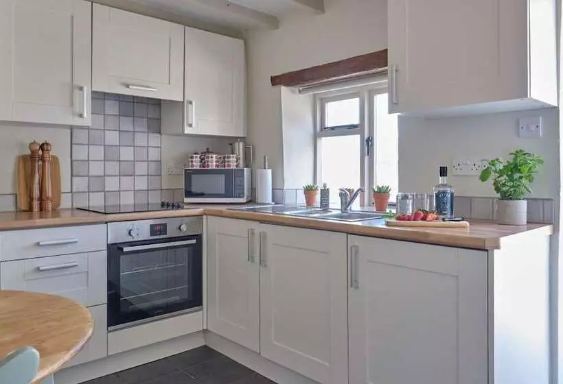 Middlewick Holiday Cottages